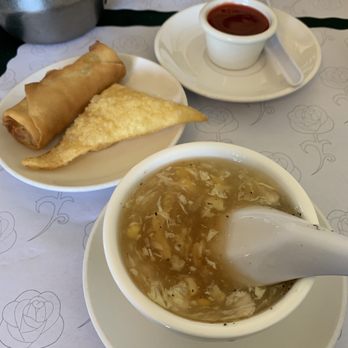 Annie's Panda Garden - Egg drop soup and fried won ton and eggroll - Seafood Near Me - Vallejo, California