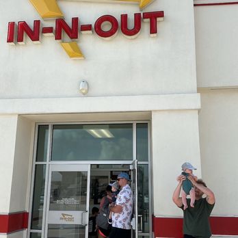 In-N-Out Burger - Outside - Burgers Near Me - Katy, Texas In-N-Out Burger - Outside - Burgers Near Me - Katy, Texas