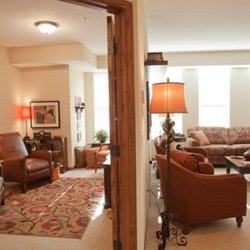 Arbor Lakes Senior Living - Arbor Lakes Senior Living Roomy Apartment Living