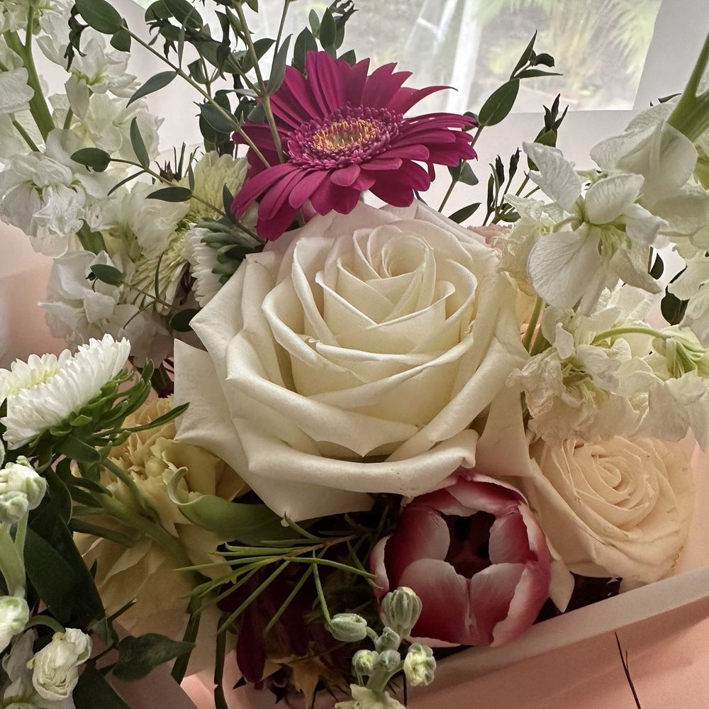 Knb Studios Art & Design - Floral Designers Near Me Knb Studios Art & Design - Floral Designers Near Me