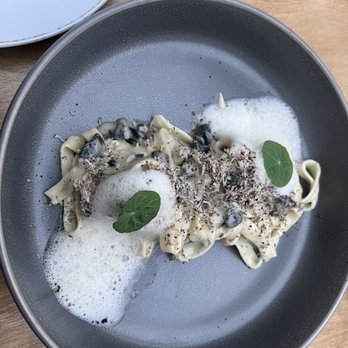 Wormwood - Cacio e pepe - French Near Me - San Diego, California Wormwood - Cacio e pepe - French Near Me - San Diego, California
