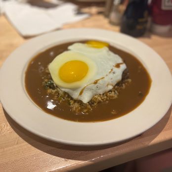 Liliha Bakery - Loco Moco - Bakeries Near Me - Honolulu, Hawaii