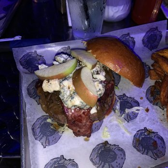 Blu Wolf Bistro - Quack apple - Gastropubs Near Me - Rochester, New York