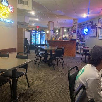Upper Crust Pizza - Pizza Near Me - Marathon, Florida
