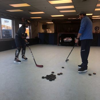 STL Hockey Training - Professional Sports Teams Near Me - Des Peres, Missouri STL Hockey Training - Professional Sports Teams Near Me - Des Peres, Missouri