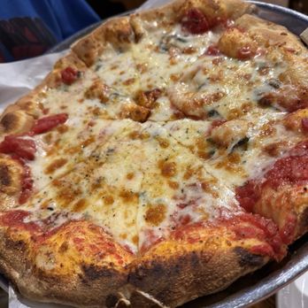 Faccia Luna Pizzeria - 1. Margherita pizza medium - Pizza Near Me - State College, Pennsylvania Faccia Luna Pizzeria - 1. Margherita pizza medium - Pizza Near Me - State College, Pennsylvania