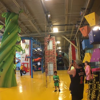 Funtopia - Party & Event Planning Near Me - Glenview, Illinois