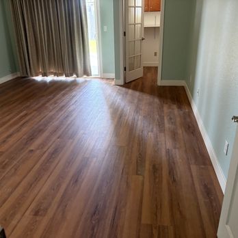 Torres Flooring Services - Main Bedroom and closet - Flooring Near Me Torres Flooring Services - Main Bedroom and closet - Flooring Near Me