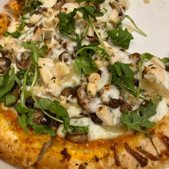 Café Rito - Chicken and mushroom pizza with arugula - Cafes Near Me - San Francisco, California Café Rito - Chicken and mushroom pizza with arugula - Cafes Near Me - San Francisco, California