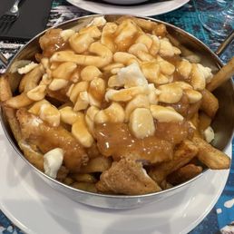 Montreal style poutine