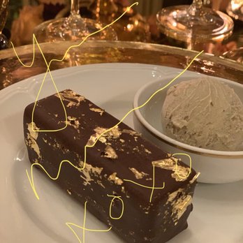L’Orangerie - Chocolate cake with truffles...OMG so good!! - French Near Me - Gordes, 84 L’Orangerie - Chocolate cake with truffles...OMG so good!! - French Near Me - Gordes, 84