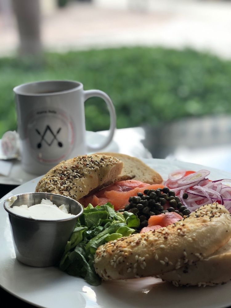 MAMA BELLA GOURMET MARKET 177 Photos & 42 Reviews Delis 518 S