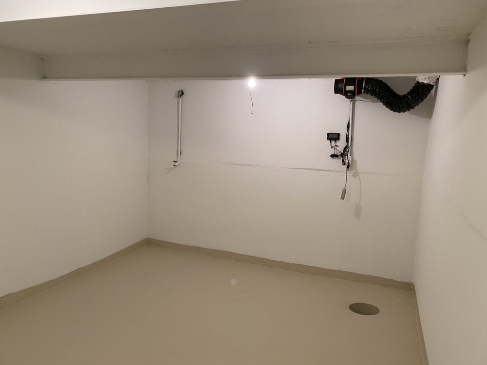 Slide of Saunders Construction Renovation