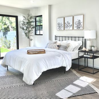 Sharon Miyano Interior Design Studio - Farmhouse Comfort - Interior Design Near Me Sharon Miyano Interior Design Studio - Farmhouse Comfort - Interior Design Near Me