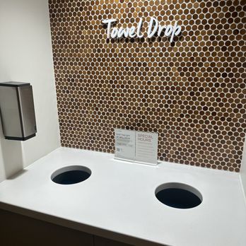 Perspire Sauna Studio - Valencia - Towel drop - Saunas Near Me - Valencia, California Perspire Sauna Studio - Valencia - Towel drop - Saunas Near Me - Valencia, California
