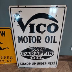 Hidden Treasures - Sold me this fake sign.
Said it was real. Fake
He's a crook.
