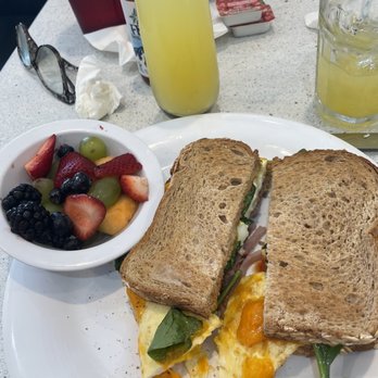 Beach Diner - Breakfast sandwich, exactly as I want it! - Diners Near Me - Ponte Vedra Beach, Florida
