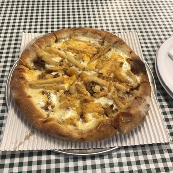 Zeppo's Pizza - Molly's Fry Pie - Pizza Near Me - Bakersfield, California Zeppo's Pizza - Molly's Fry Pie - Pizza Near Me - Bakersfield, California