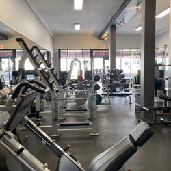 SL8 Fitness & Nutrition - We have everything you need for a killer leg day.