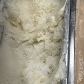 Cold Stone Creamery - The fly sitting in front row of the freezer - Ice Cream & Frozen Yogurt Near Me - Allen, Texas Cold Stone Creamery - The fly sitting in front row of the freezer - Ice Cream & Frozen Yogurt Near Me - Allen, Texas