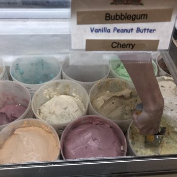 Candy Kitchen - Ice Cream & Frozen Yogurt Near Me - Redington Shores, Florida