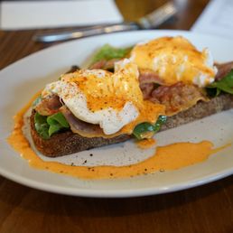 Sriracha Benny Sriracha Benny