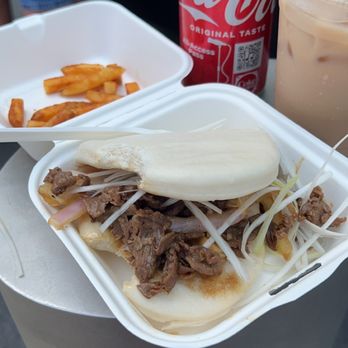 Smorgasburg - a sandwich and a drink - Food Court Near Me - New York, New York