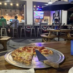 Camellia City Pizza