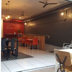 Urban Espresso Lounge - Back section
