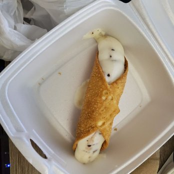 Palz Tap House - a piece of food in a styrofoam container - Bars Near Me - Huntingdon Valley, Pennsylvania Palz Tap House - a piece of food in a styrofoam container - Bars Near Me - Huntingdon Valley, Pennsylvania