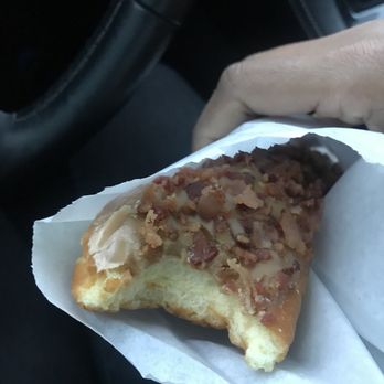 Henry's Donuts - Coffee & Tea Near Me - Everett, Washington