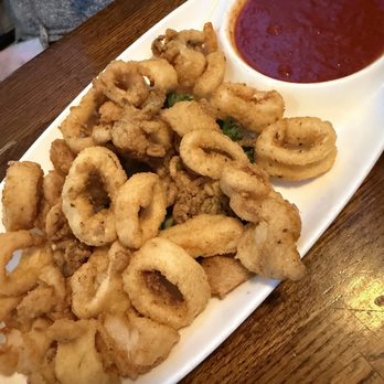 Popei's Clam Bar - Calamari - Seafood Near Me - Bethpage, New York