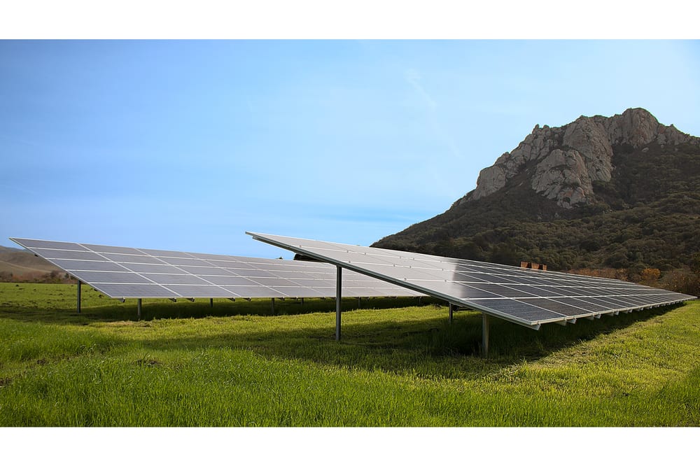 Slide of AM Sun Solar & Roofing