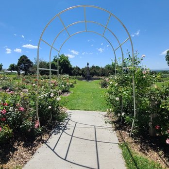 War Memorial Rose Garden - 06-26-2023 - Parks Near Me - Littleton, Colorado