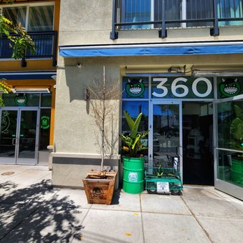 Monster Pho - Outside - Vietnamese Near Me - Oakland, California