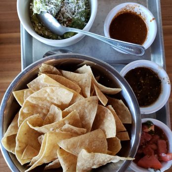 Gallo Blanco - Mexican Near Me - Phoenix, Arizona Gallo Blanco - Mexican Near Me - Phoenix, Arizona
