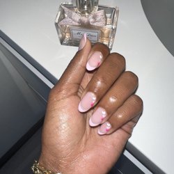 Odd Nail Out - Gel manicure on natural nails by Joanna