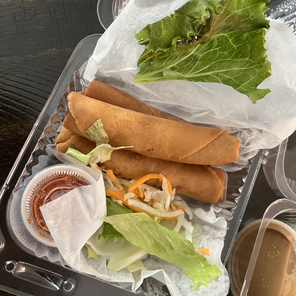 Lantern Vietnamese Cafe - Sad egg rolls with two ripped up tiny pieces of lettuce - Vietnamese Near Me - Rancho Cucamonga, California