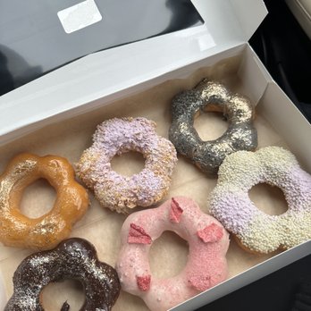 AlimamaTea - Mochi donuts - Desserts Near Me - New York, New York AlimamaTea - Mochi donuts - Desserts Near Me - New York, New York