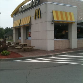 McDonald's - Burgers Near Me - Peru, New York McDonald's - Burgers Near Me - Peru, New York
