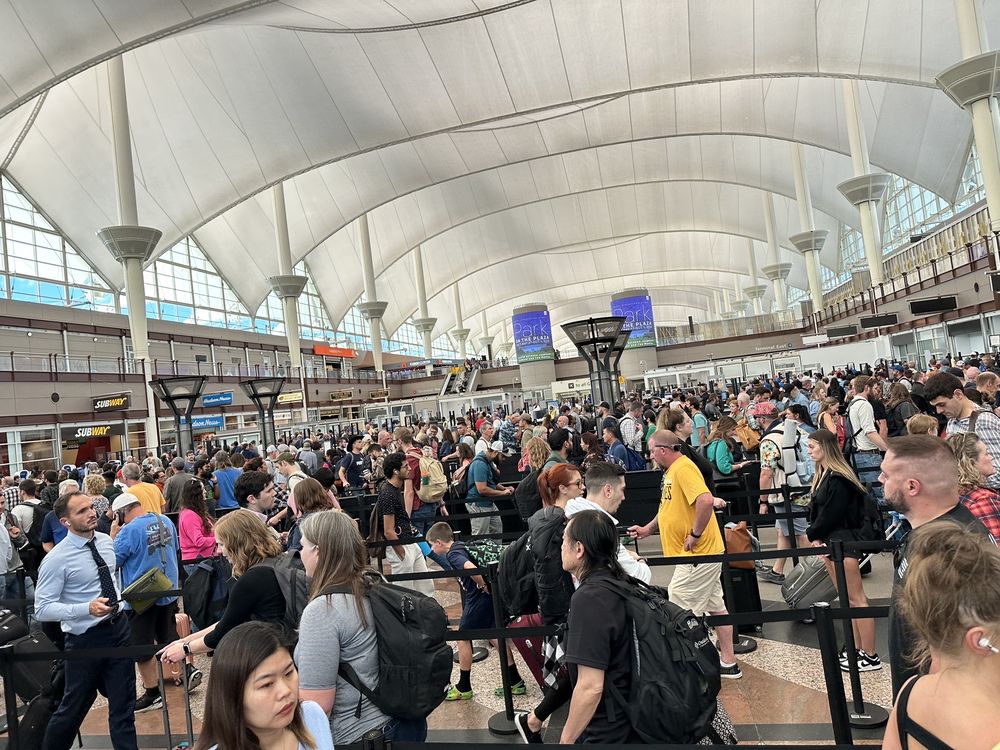 DENVER INTERNATIONAL AIRPORT Updated June 2025 6525 Photos & 4264
