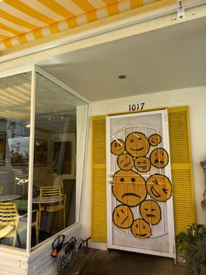 Muffin Can Stop Us (Glendale) by null