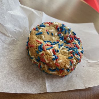 Fireman Derek’s Bake Shop - Free 4th of July sugar cookies - Desserts Near Me - Miami, Florida Fireman Derek’s Bake Shop - Free 4th of July sugar cookies - Desserts Near Me - Miami, Florida