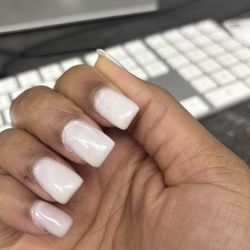 Nail Cloud - The tech cut me with the drill