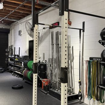 DEFCON Athletics - Trainers Near Me - Montrose, California DEFCON Athletics - Trainers Near Me - Montrose, California