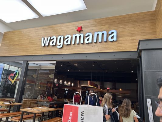 wagamama, prudential center, boston by null