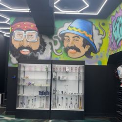 Euphoria Smoke Shop - Glass and art work