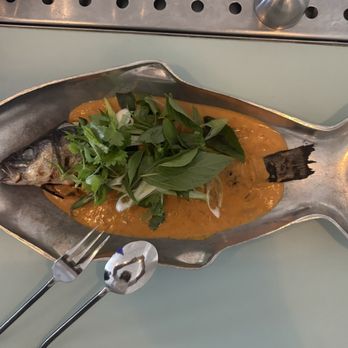 CENTO Raw Bar - Red curry branzino - Seafood Near Me - Los Angeles, California CENTO Raw Bar - Red curry branzino - Seafood Near Me - Los Angeles, California