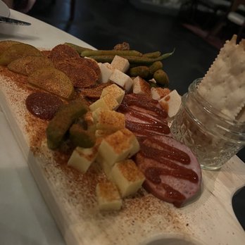 knifebird - BBQ Board - Wine Bars Near Me - Memphis, Tennessee