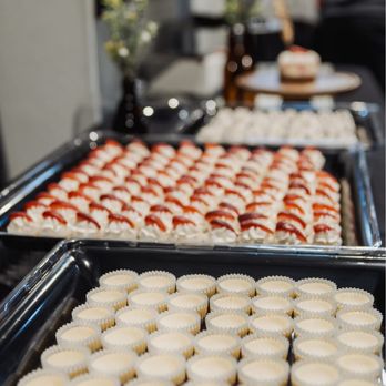 The Recipe Box - Classic cheesecake, fresh strawberry, Oreo - Desserts Near Me - Reno, Nevada The Recipe Box - Classic cheesecake, fresh strawberry, Oreo - Desserts Near Me - Reno, Nevada
